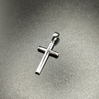 925 Sterling Silver Small Cross Pendant - SOP00131