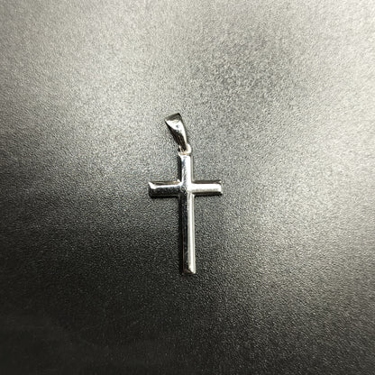 925 Sterling Silver Small Cross Pendant - SOP00131