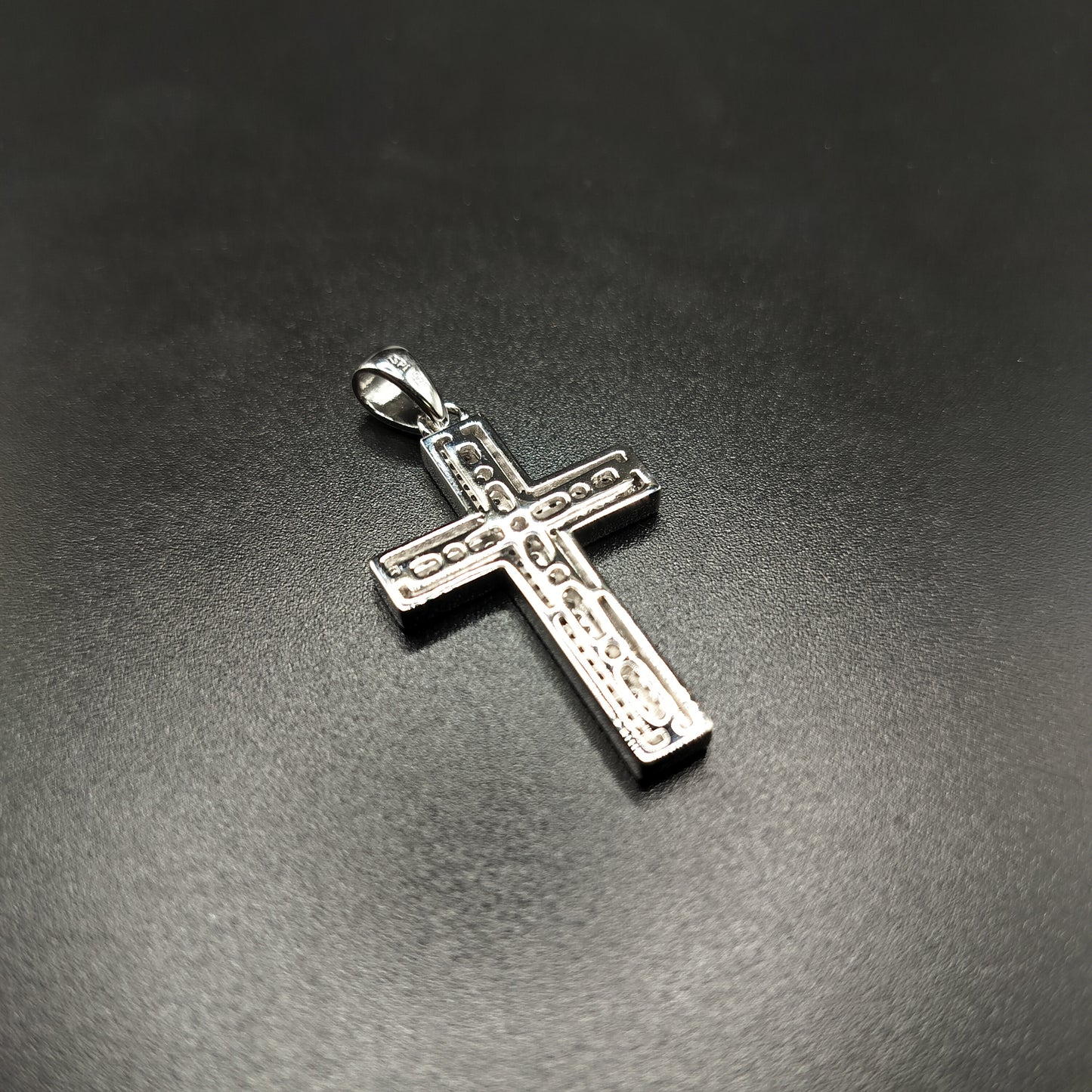 925 Sterling Silver Cross Pendant SLP00193