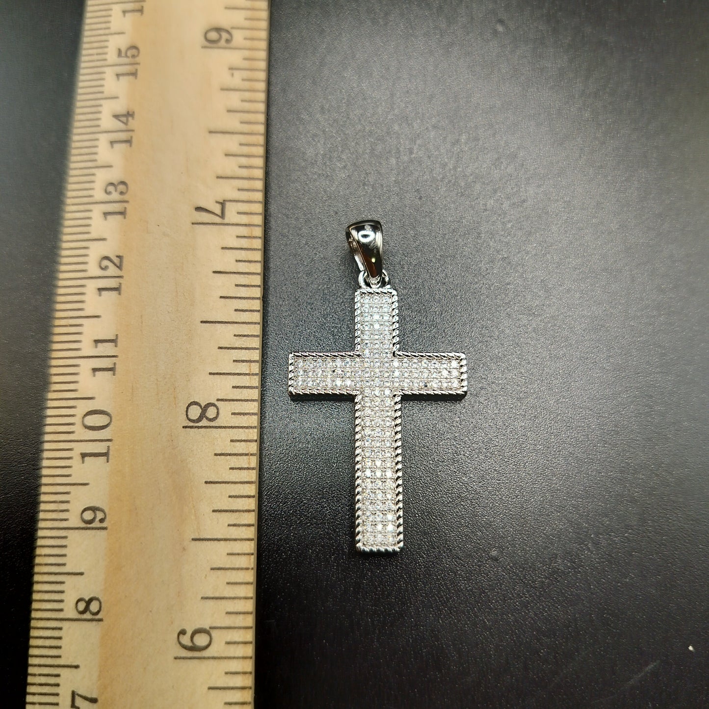 925 Sterling Silver Cross Pendant SLP00193