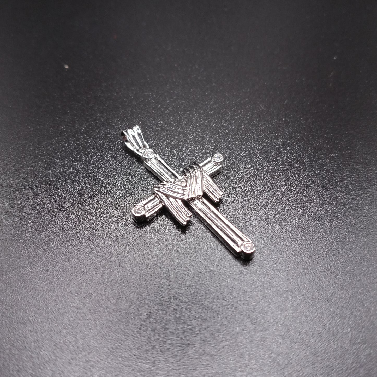 925 Sterling Silver Cloth Cross Pendant