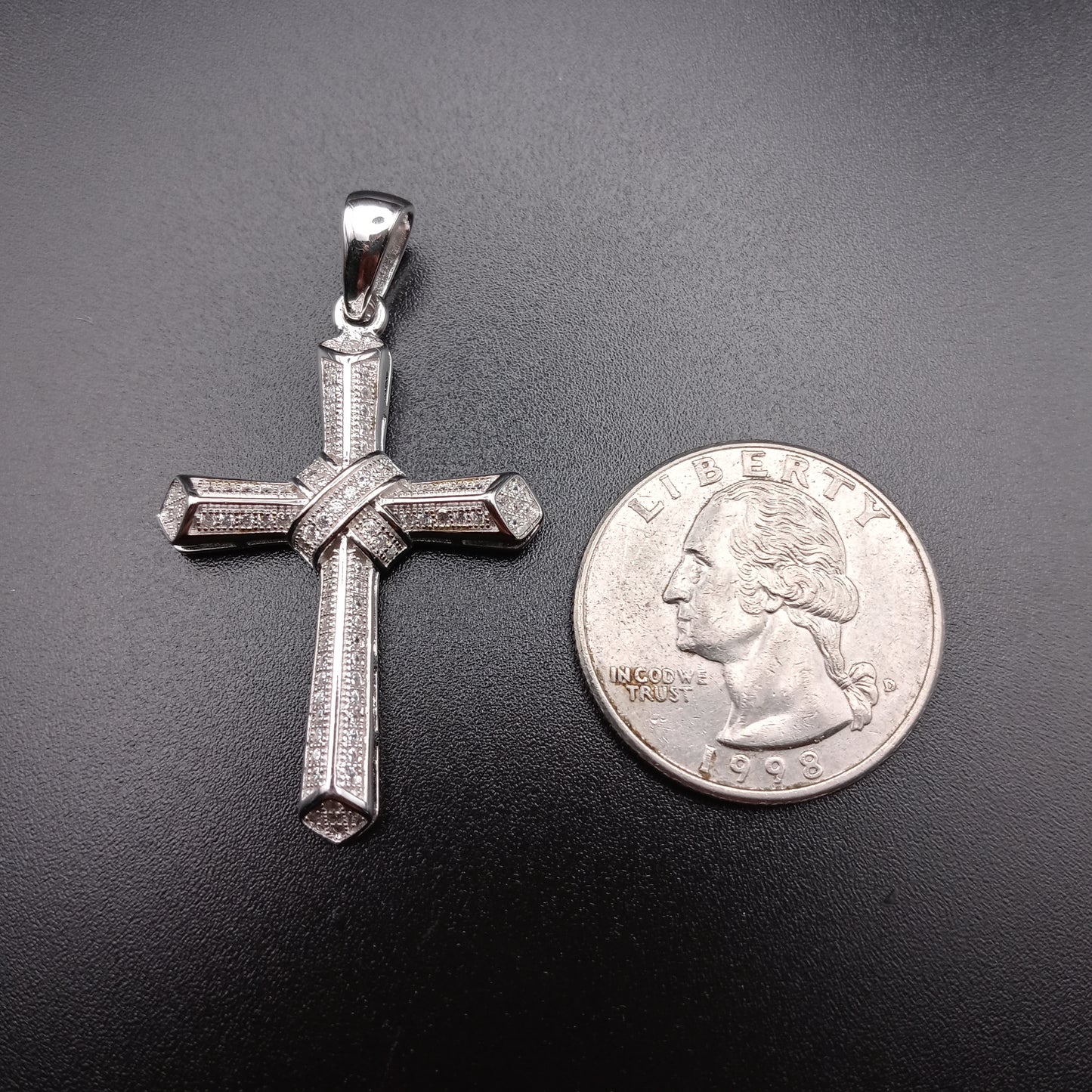 925 Sterling Silver CZ Cross Pendant